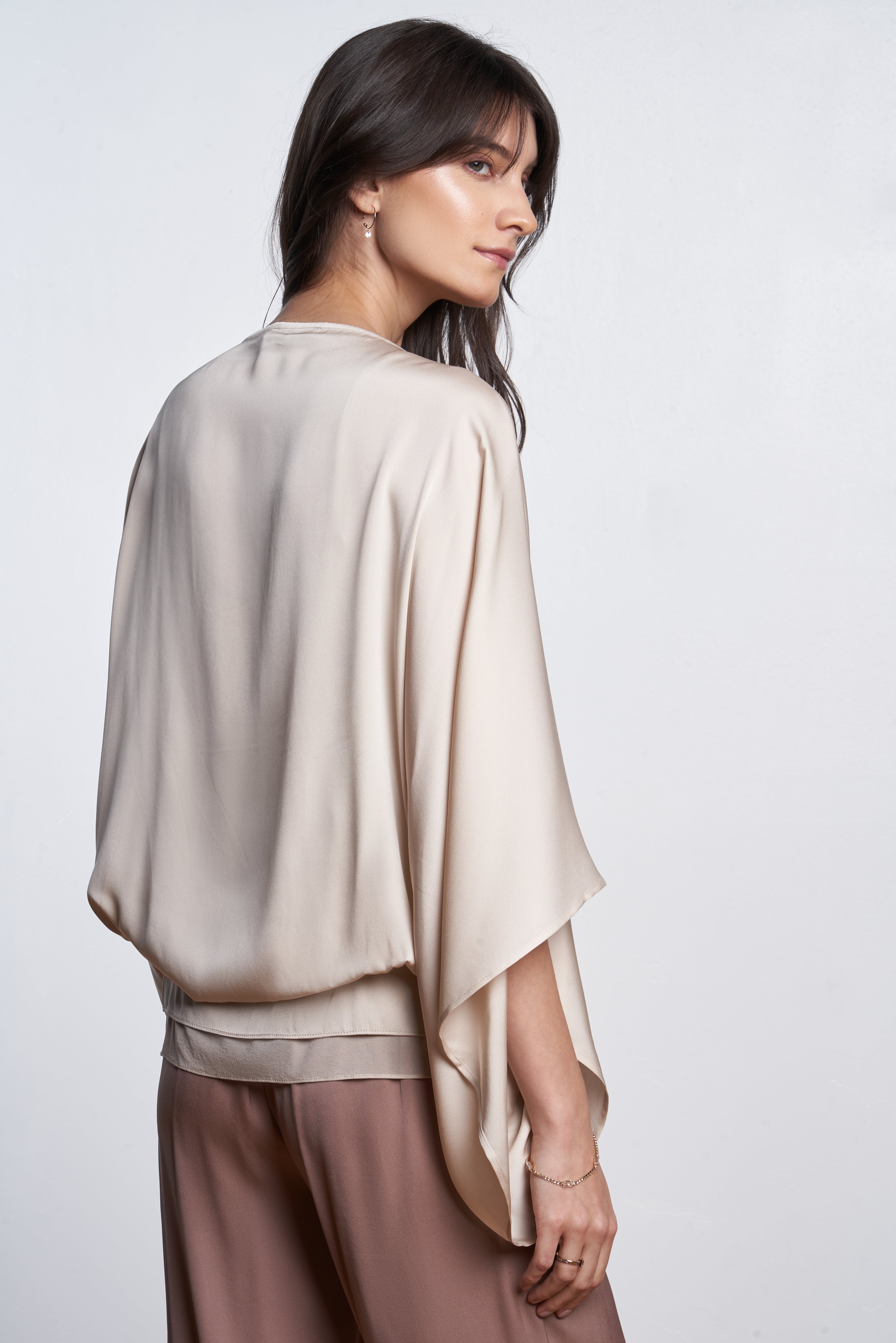 Roma Cape Nutmeg Size OS
