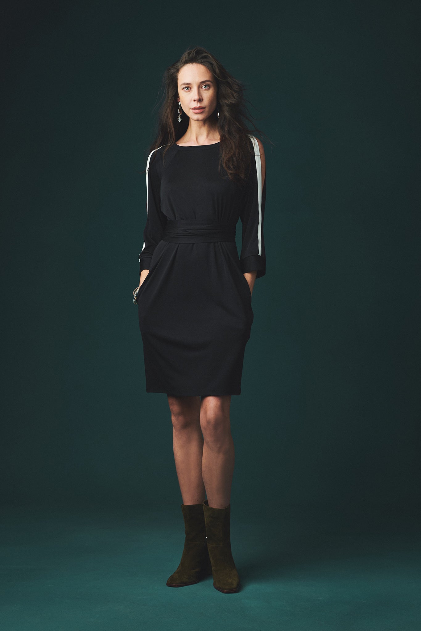 Knitted St Moritz Dress Black Diamond Size XS